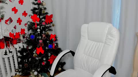 Nika online show from 12/13/24, 08:30