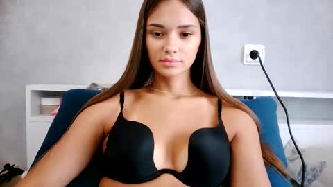 Nika online show from 03/28/26, 08:58