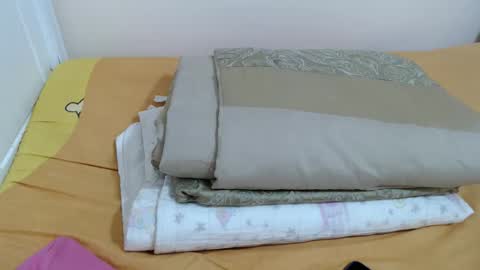 Leen online show from 12/19/25, 12:23