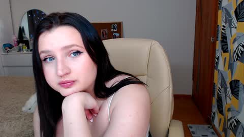 Snapshot of nikaking22 chatting on 12/19/24, 09:06 nikaking22 online show from 12/19/24, 09:06