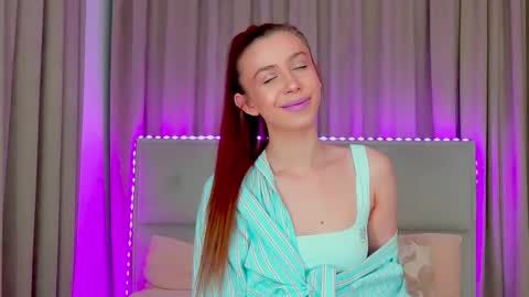 Snapshot of nikaletta chatting on 03/15/26, 07:42 Nika online show from 03/15/26, 07:42