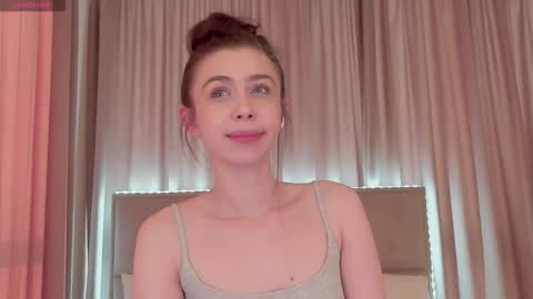 Snapshot of nikaletta chatting on 04/21/26, 02:51 Nika online show from 04/21/26, 02:51