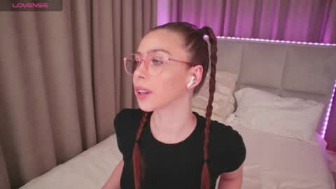 Snapshot of nikaletta chatting on 06/29/26, 12:39 Nika online show from 06/29/26, 12:39