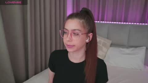 Snapshot of nikaletta chatting on 06/30/26, 12:55 Nika online show from 06/30/26, 12:55