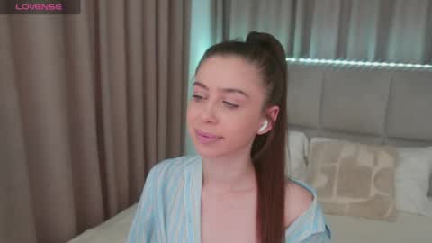 Snapshot of nikaletta chatting on 07/02/26, 01:38 Nika online show from 07/02/26, 01:38