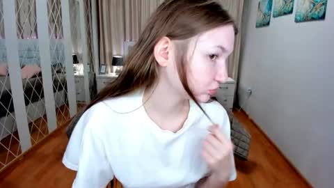 Snapshot of nikalure chatting on 07/10/26, 05:23 nikalure online show from 07/10/26, 05:23