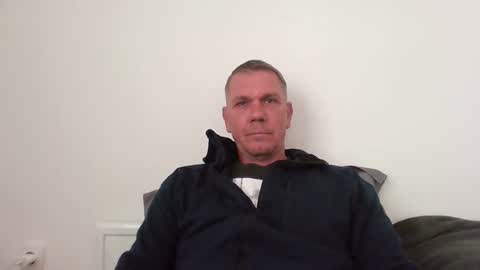 Snapshot of nikan77 chatting on 04/20/26, 07:11 nikan77 online show from 04/20/26, 07:11