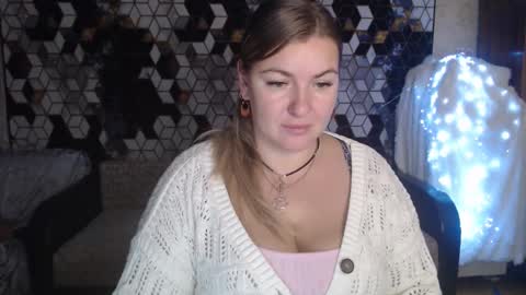 Snapshot of nikaskylink chatting on 11/25/25, 08:20 Nika online show from 11/25/25, 08:20