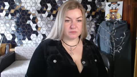 Nika online show from 04/13/26, 04:51