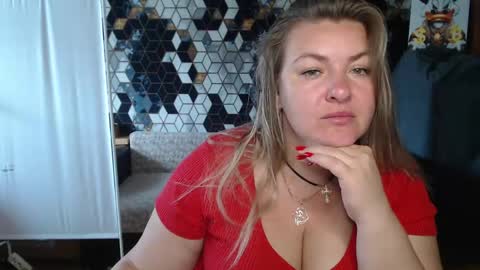 Snapshot of nikaskylink chatting on 05/26/26, 04:52 Nika online show from 05/26/26, 04:52