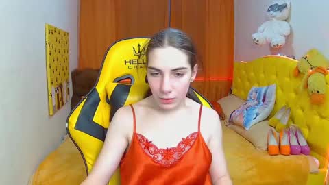 nikastarkk online show from 02/14/25, 07:54