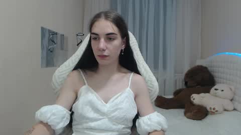 nikastarkk online show from 09/10/25, 08:03