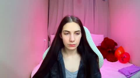 nikastarkk online show from 02/18/26, 07:32