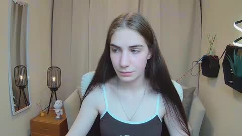 nikastarkk online show from 05/19/26, 06:36