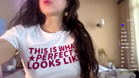 Nika online show from 11/05/25, 08:25