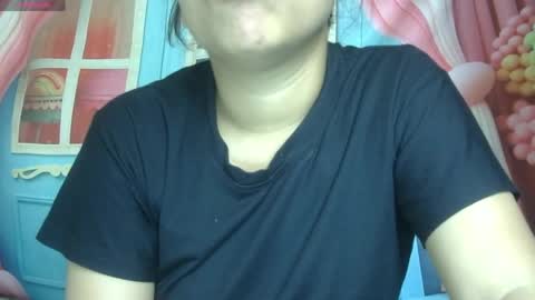 Snapshot of nike_aj chatting on 06/02/26, 10:28 Nike online show from 06/02/26, 10:28