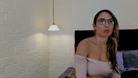  Natalia online show from 11/11/25, 11:38