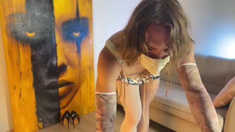 Snapshot of nikibabycd chatting on 03/19/26, 05:50 NIKI online show from 03/19/26, 05:50