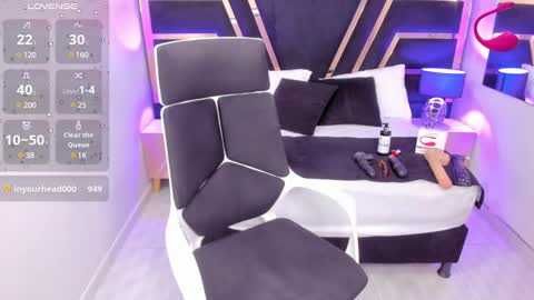 Niki online show from 02/13/25, 05:01