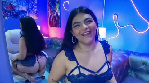 Snapshot of nikibunn chatting on 04/24/26, 01:13 NIKI online show from 04/24/26, 01:13