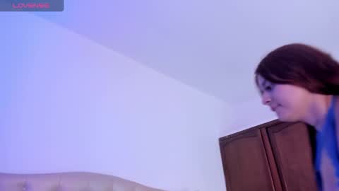 Snapshot of nikiibrooks chatting on 12/02/24, 01:03 Niikii online show from 12/02/24, 01:03