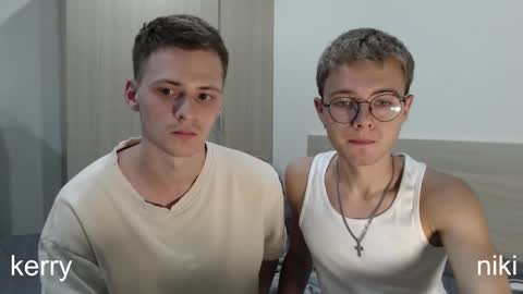 Snapshot of nikikerry_cum_ chatting on 11/13/25, 04:17 nikikerry_cum_ online show from 11/13/25, 04:17