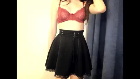 nikiololli666 online show from 09/15/25, 08:20