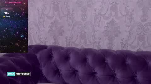 Snapshot of nikistorming chatting on 12/30/24, 01:48 Niki online show from 12/30/24, 01:48