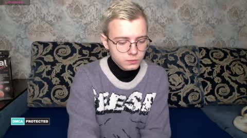 Snapshot of nikistorming chatting on 01/11/25, 07:59 Niki online show from 01/11/25, 07:59