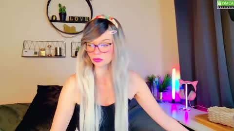 Kitty Chatte online show from 02/02/25, 08:35