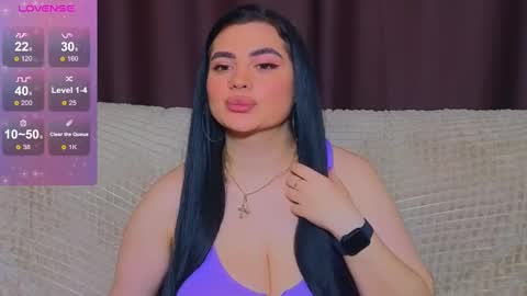 Snapshot of nikki_kardashian chatting on 03/12/25, 01:47 Nikki Kardashian online show from 03/12/25, 01:47