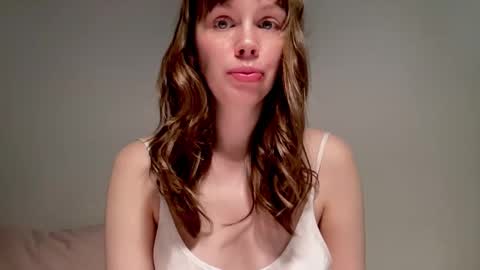 Nikki online show from 10/16/25, 10:05