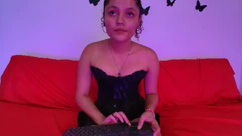 Snapshot of nikki_uwu chatting on 06/14/26, 08:00 nikki_uwu online show from 06/14/26, 08:00
