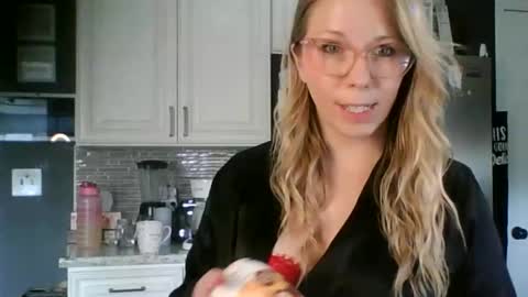 nikkib653466 online show from 02/10/26, 06:12