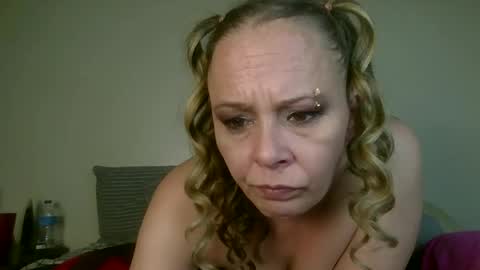 nikkibae6933 online show from 02/22/26, 08:35