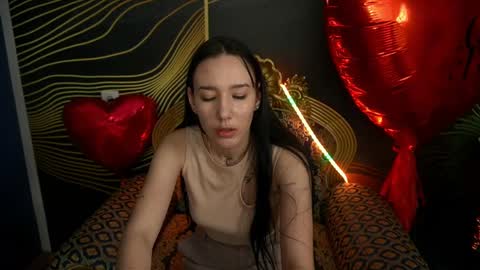 Snapshot of nikkigoldx chatting on 03/01/25, 08:31 Nikki online show from 03/01/25, 08:31