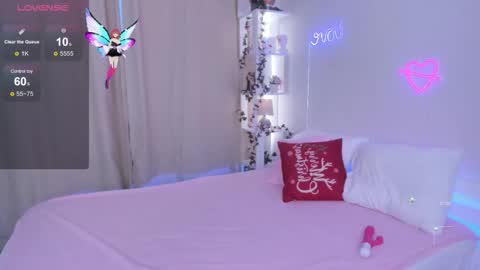 nikkikiss__ online show from 11/26/25, 02:45