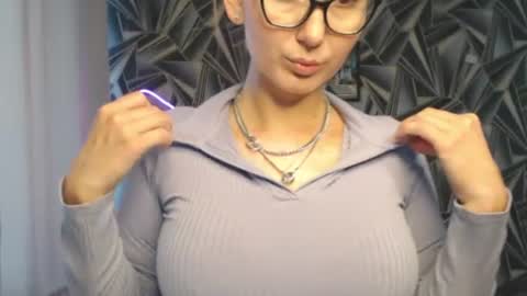 nikkikiss___ online show from 06/21/26, 02:14
