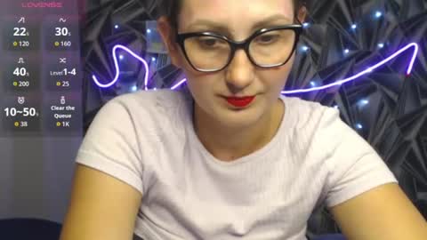 nikkikiss___ online show from 07/07/26, 04:11