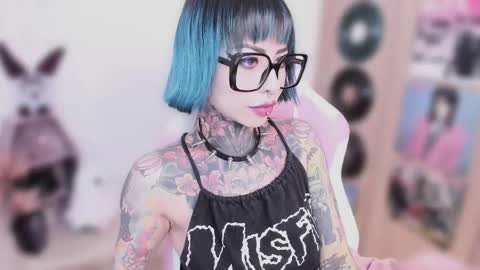 Snapshot of nikkiramone chatting on 03/18/26, 10:07 Nikki Ramone online show from 03/18/26, 10:07