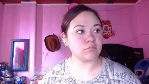 Snapshot of nikkirous_ chatting on 12/22/25, 03:09 Nikkirous online show from 12/22/25, 03:09