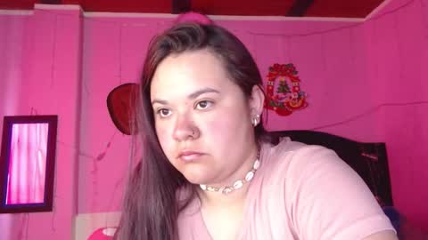 Snapshot of nikkirous_ chatting on 01/13/26, 02:11 Nikkirous online show from 01/13/26, 02:11