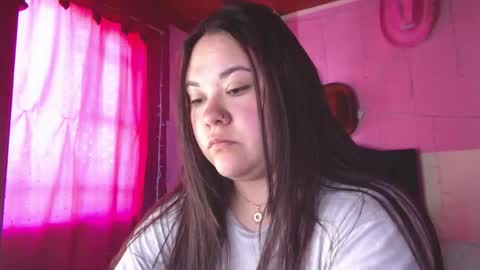 Snapshot of nikkirous_ chatting on 02/21/26, 01:12 Nikkirous online show from 02/21/26, 01:12