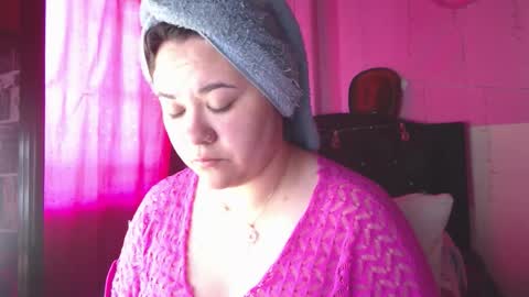 Snapshot of nikkirous_ chatting on 03/01/26, 02:19 Nikkirous online show from 03/01/26, 02:19