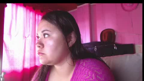 Snapshot of nikkirous_ chatting on 04/15/26, 02:13 Nikkirous online show from 04/15/26, 02:13