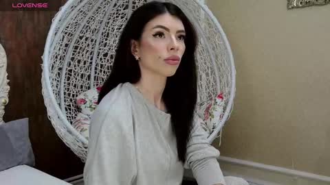 Nikky online show from 12/09/24, 09:39