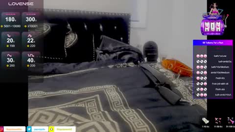 Snapshot of nikkkibabyyyy chatting on 04/17/26, 05:43 Niquita Sparkles online show from 04/17/26, 05:43