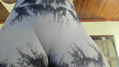     online show from 10/31/25, 11:33