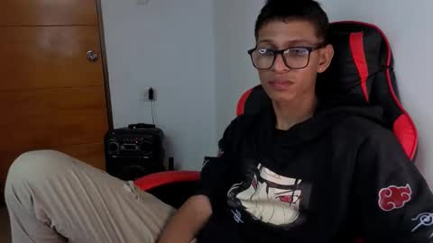 niklaus_wolf online show from 03/02/26, 02:03