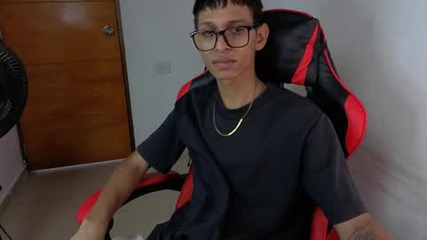 niklaus_wolf online show from 04/04/26, 06:38